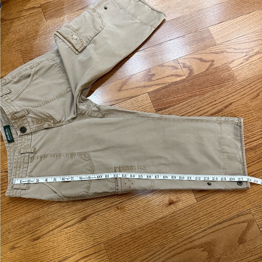 Eddie Bauer womans versatile tan cargo capris sz p4 washable pockets - Picture 5 of 7